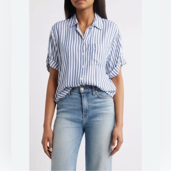 beachlunchlounge Tops - beachlunchlounge Blue and White Striped Blouse